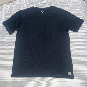 Vuori Men's Dark Grey Tee